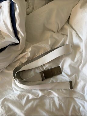 Under Armour Reversible White & Gray Web Belt